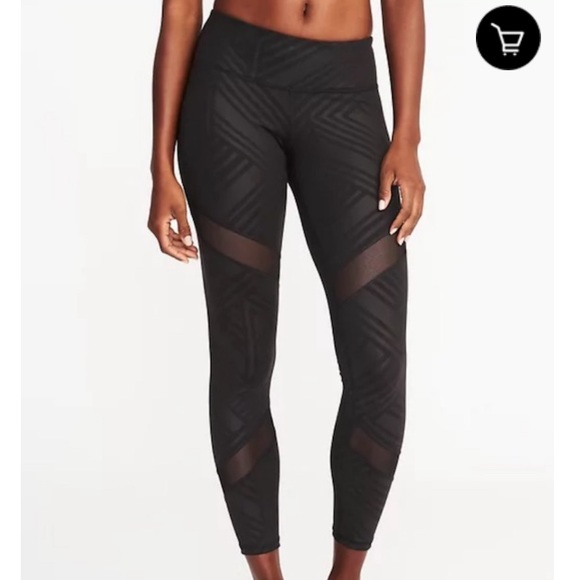 Old Navy Pants - Old Navy mesh insert patterned 7/8 leggings